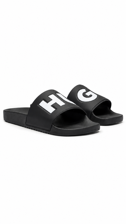 SANDALIAS HUGO NEGRAS LOGO BLANCO RELIEVE