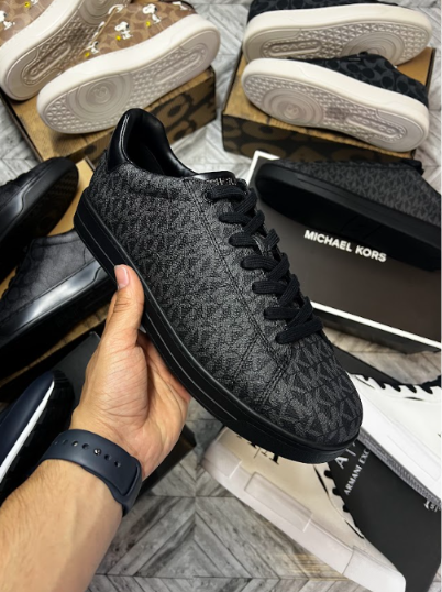 TENIS MICHAEL KORS NEGRO MONOGRAM