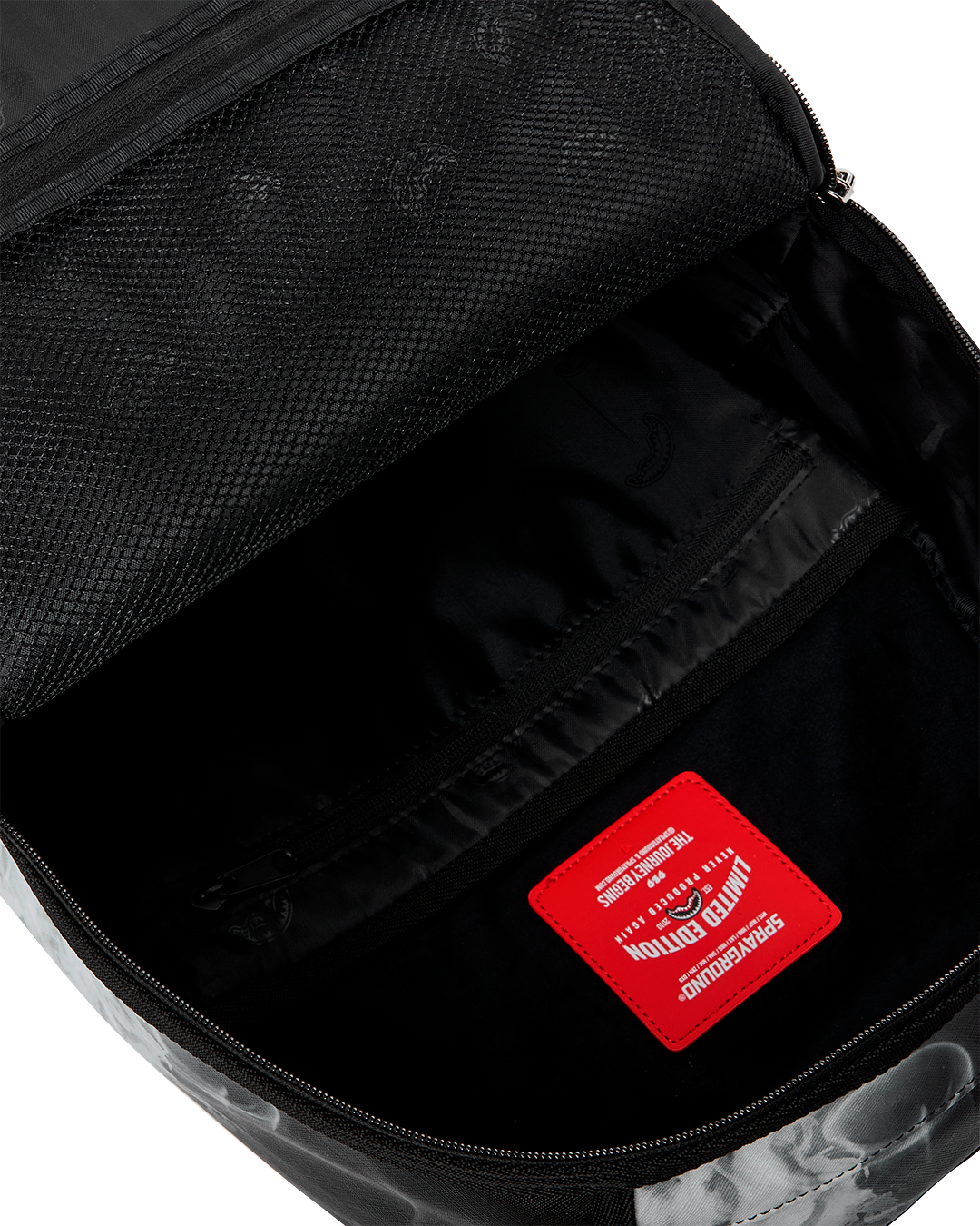 MOCHILA SPRAYGROUND SMOKE SHARK
